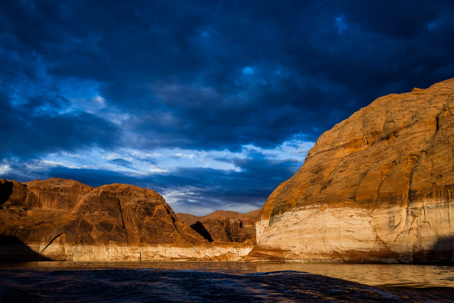 Lake Powell Redrocks
